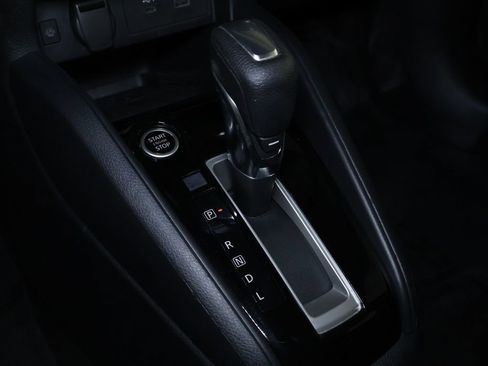 Used 2023 Nissan Versa SR w/ Trunk Package image 26