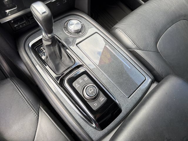 Used 2023 Nissan Armada SL w/ Midnight Edition Package AWD/4WD image 33