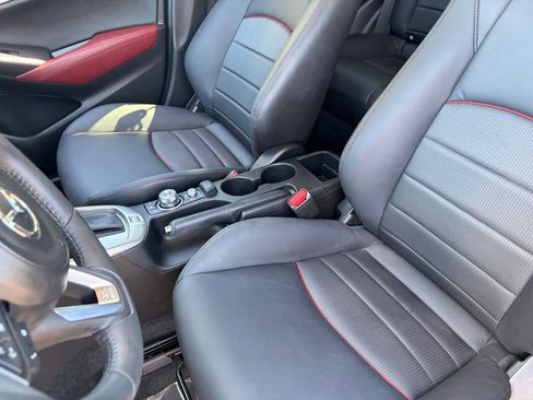 Used 2018 MAZDA CX-3 Touring w/ Preferred Equipment Package AWD/4WD image 18