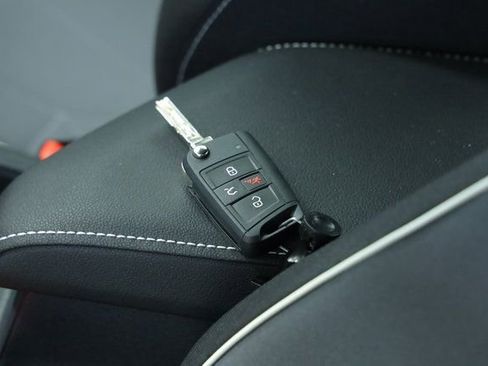 New 2025 Volkswagen Jetta Sport image 34