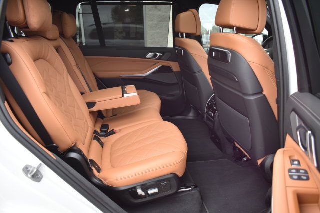 Used 2026 BMW X7 xDrive40i AWD/4WD image 54
