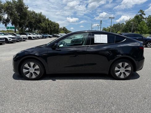 Used 2024 Tesla Model Y Long Range AWD/4WD image 15