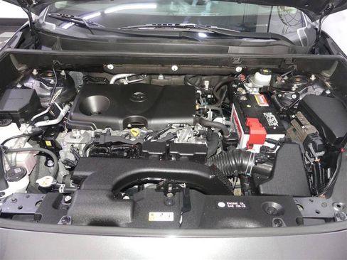 Used 2020 Toyota RAV4 LE w/ All Weather Liner Package AWD/4WD image 12