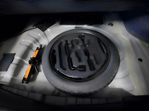 Used 2024 Nissan Sentra S image 32