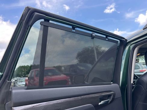 Used 2024 Toyota Highlander Platinum image 18