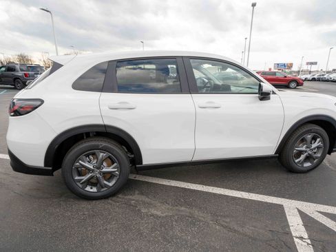 New 2026 Honda HR-V LX image 6