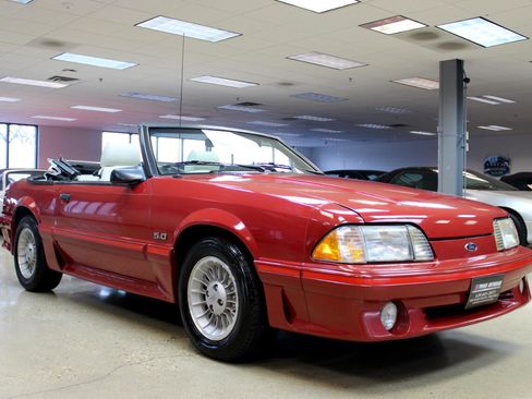 Used 1987 Ford Mustang GT image 17