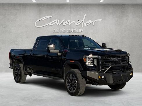 Used 2023 GMC Sierra 2500 AT4 w/ AT4 Preferred Package image 2