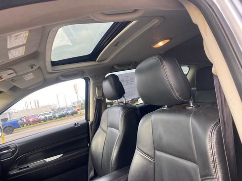 Used 2017 Jeep Compass High Altitude image 19