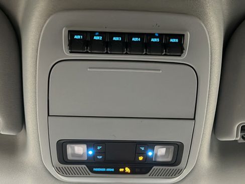 Used 2023 Ford F250 XLT w/ XLT Premium Package AWD/4WD image 30