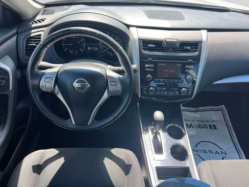 Used 2014 Nissan Altima 2.5 SV FWD image 8
