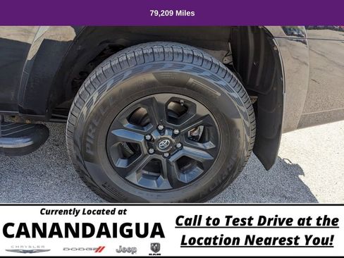 Used 2019 Toyota 4Runner SR5 AWD/4WD image 23