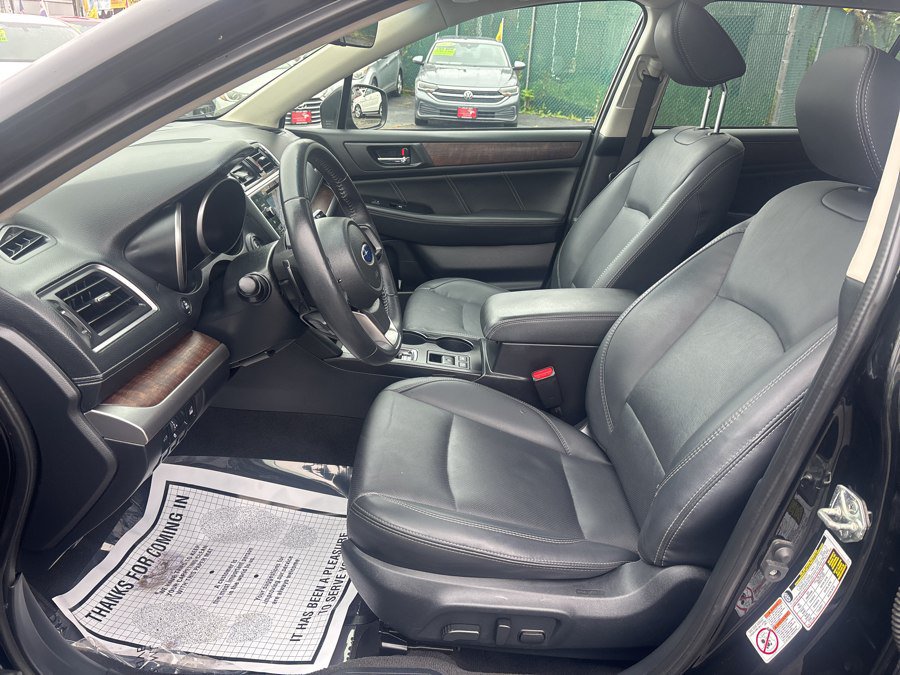 Used 2019 Subaru Outback 2.5i Limited AWD/4WD image 14