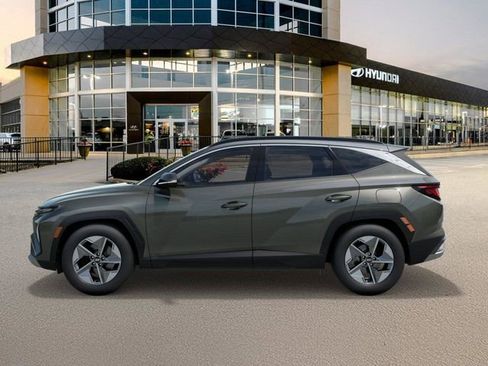 Certified 2025 Hyundai Tucson SEL image 3