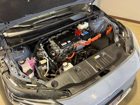 Used 2023 Subaru Solterra AWD image 55