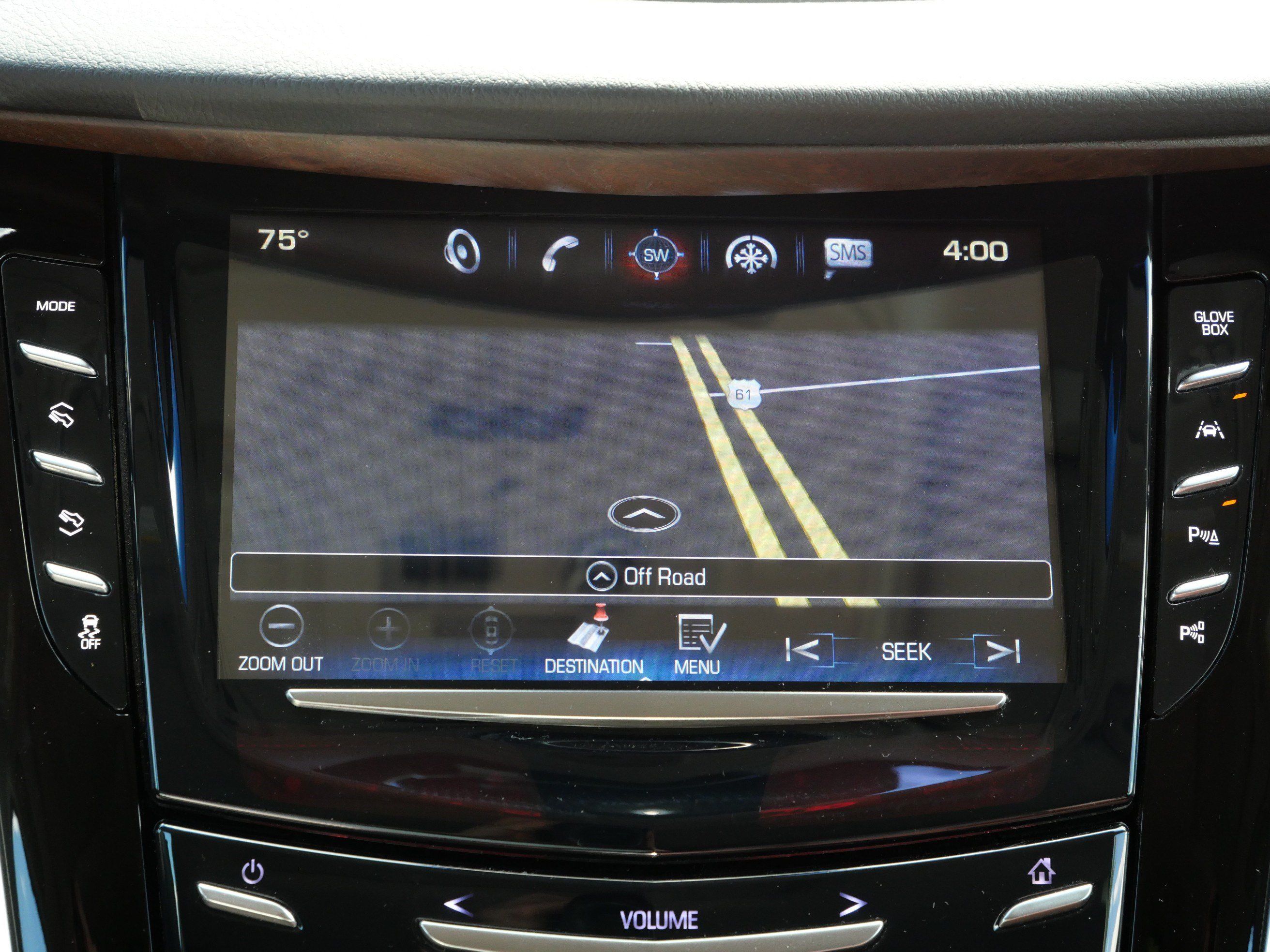 Used 2017 Cadillac Escalade Luxury AWD/4WD image 22