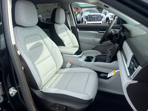 New 2026 GMC Terrain Denali w/ LPO, Floor Liner Package AWD/4WD image 11
