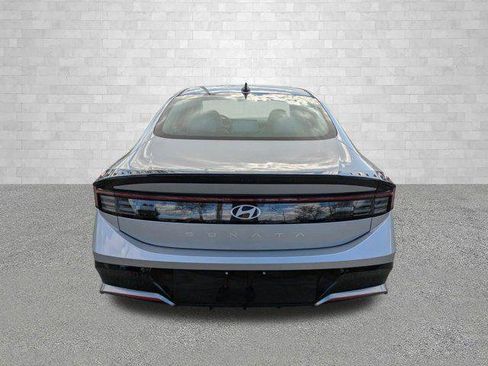New 2026 Hyundai Sonata SEL FWD image 3
