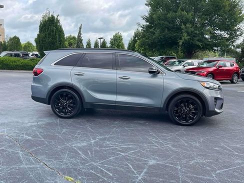 Used 2020 Kia Sorento S FWD image 2