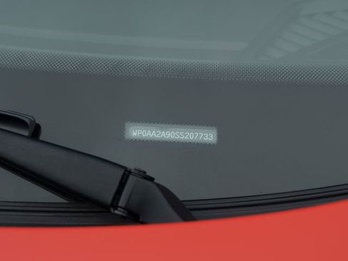 Certified 2025 Porsche 911 Carrera RWD image 30