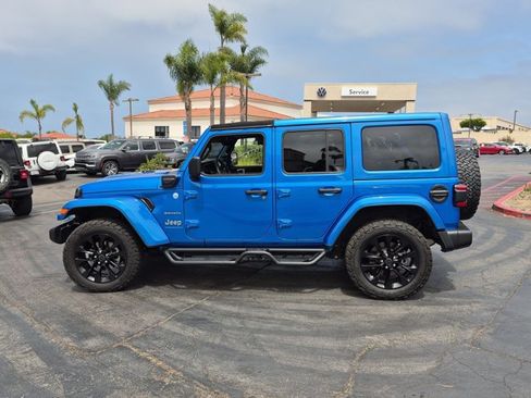 Used 2024 Jeep Wrangler Unlimited Sahara w/ Safety Group AWD/4WD image 8
