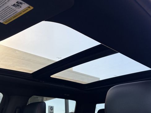 Used 2019 Ford F150 Lariat w/ Equipment Group 502A Luxury image 29