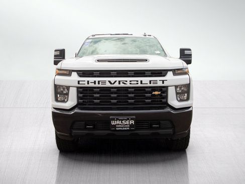 Used 2022 Chevrolet Silverado 2500 Custom w/ Custom Value Package AWD/4WD image 8