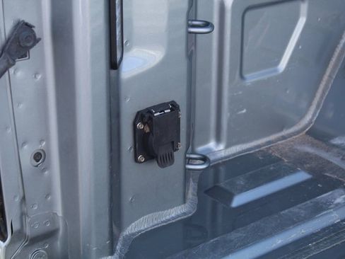 Used 2024 GMC Sierra 1500 SLE image 7