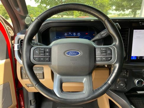 Used 2024 Ford F350 Lariat w/ Lariat Ultimate Package AWD/4WD image 13