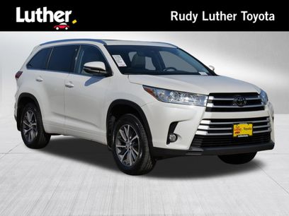 Certified 2017 Toyota Highlander XLE