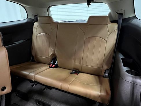 Used 2015 Buick Enclave Leather w/ Trailering Package AWD/4WD image 32