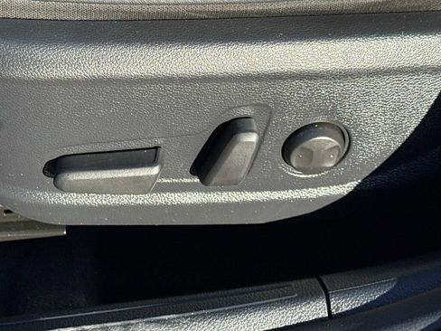 Used 2024 Kia Seltos EX AWD/4WD image 17