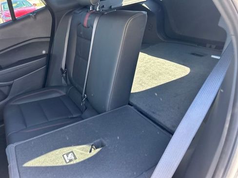 Used 2024 Chevrolet Trax RS w/ Sunroof Package image 40