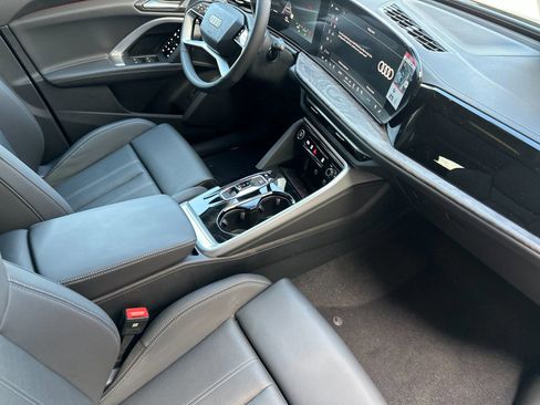 New 2025 Audi Q5 Premium Plus AWD/4WD image 12