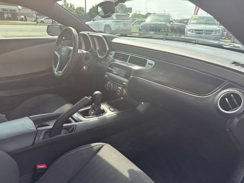 Used 2012 Chevrolet Camaro LS RWD image 15