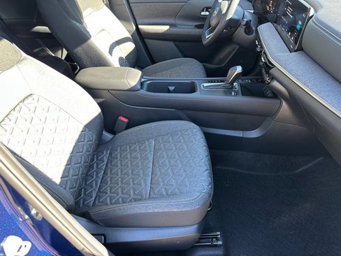 Used 2026 Nissan Kicks SV image 13