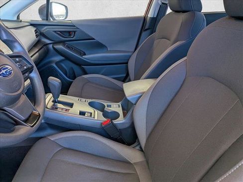 Used 2025 Subaru Crosstrek 2.0i Premium image 13