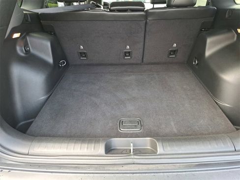 Used 2019 Jeep Cherokee Limited image 13