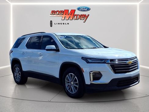Used 2023 Chevrolet Traverse LT AWD/4WD image 3
