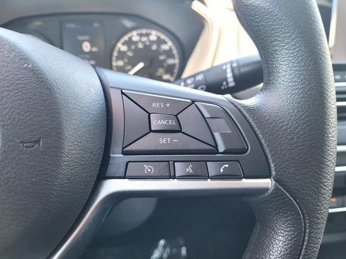 Used 2022 Nissan Altima 2.5 S FWD image 26
