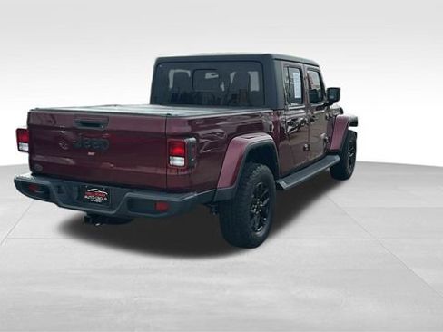 Used 2022 Jeep Gladiator Sport image 8