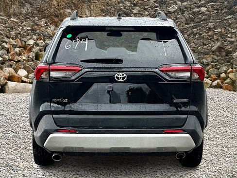Used 2019 Toyota RAV4 Adventure image 4