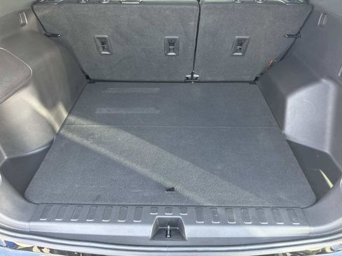 Used 2020 Chevrolet Equinox LT image 27