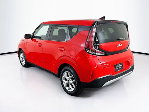 Used 2025 Kia Soul LX w/ LX Technology Package FWD image 5