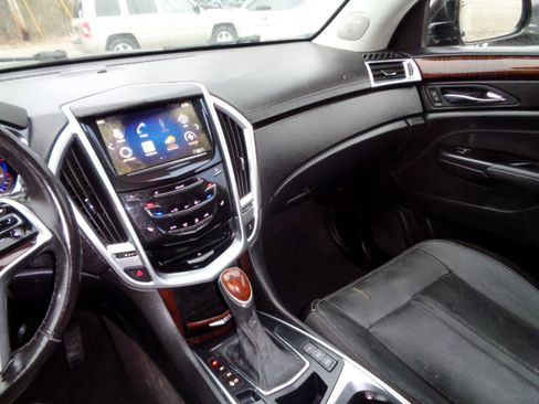 Used 2014 Cadillac SRX Luxury w/ Driver Awareness Package image 21