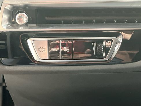 Used 2025 Cadillac Lyriq Sport AWD/4WD image 10