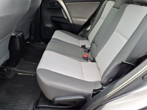 Used 2014 Toyota RAV4 LE image 13