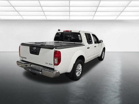 Used 2018 Nissan Frontier SV AWD/4WD image 4