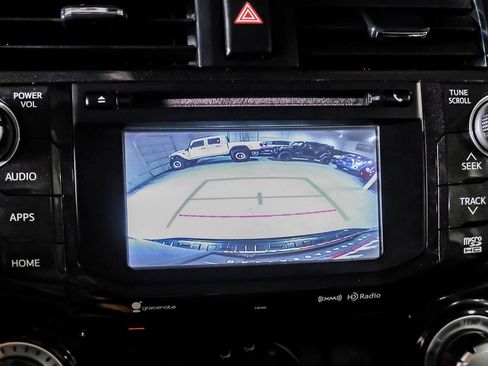 Used 2018 Toyota 4Runner TRD Off-Road Premium AWD/4WD image 23