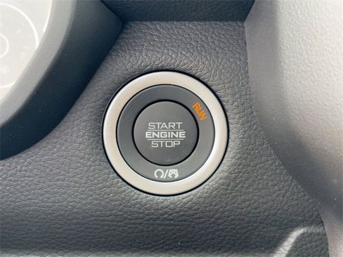 New 2026 RAM 1500 4x4 Crew Cab image 26